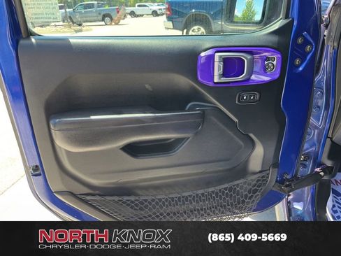 Used 2018 Jeep Wrangler Unlimited Sport S AWD/4WD image 5