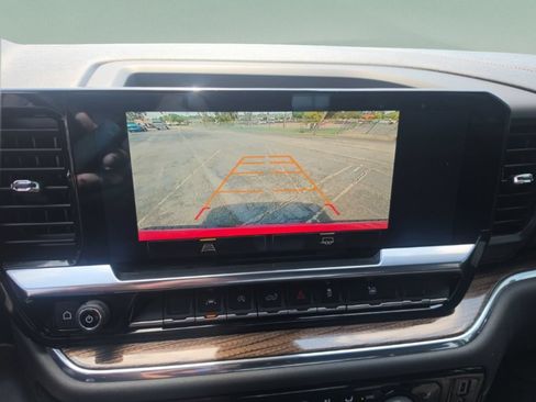 Used 2023 Chevrolet Silverado 1500 RST AWD/4WD image 19