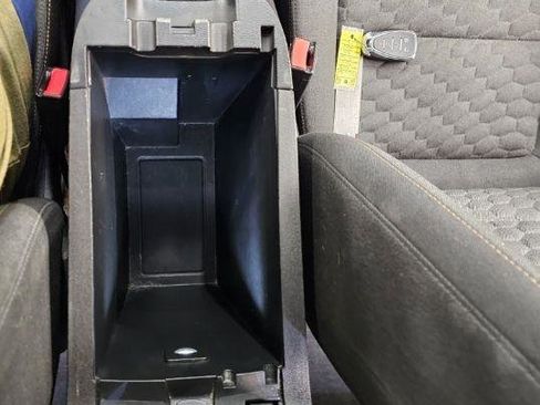 Used 2018 Chevrolet Equinox LT image 20