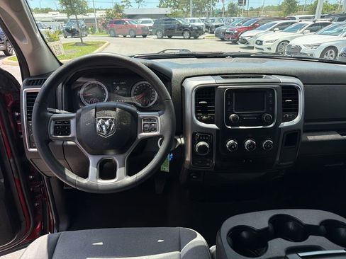Used 2024 RAM 1500 Classic SLT AWD/4WD image 21