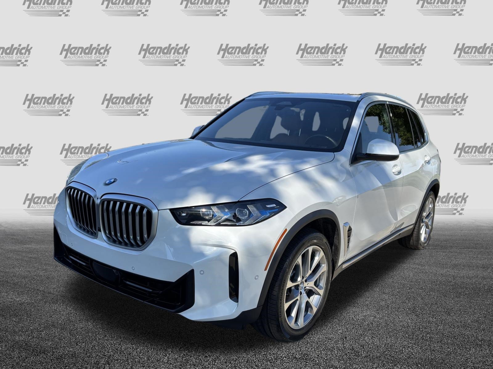 Certified 2024 BMW X5 xDrive40i w/ Executive Package AWD/4WD image 5
