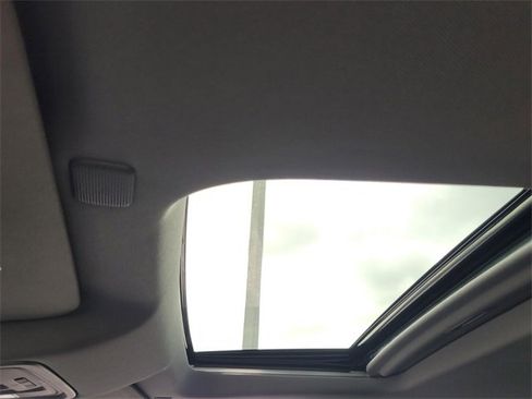 Used 2019 Chevrolet Silverado 1500 LTZ w/ Technology Package image 14