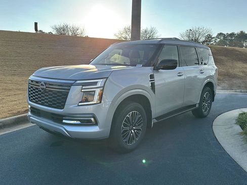 New 2026 Nissan Armada SL w/ Captain's Chari Seat Package RWD image 1