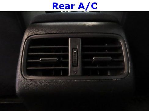 Used 2015 Honda CR-V LX image 29