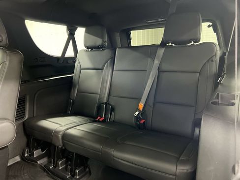 Used 2021 Chevrolet Suburban LT AWD/4WD image 24