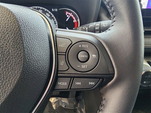 Used 2023 Toyota RAV4 XLE Premium image 20