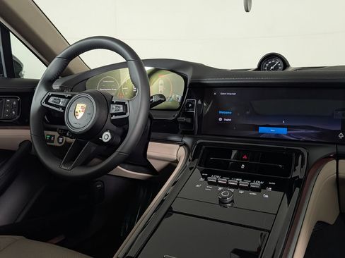 New 2026 Porsche Panamera RWD image 22