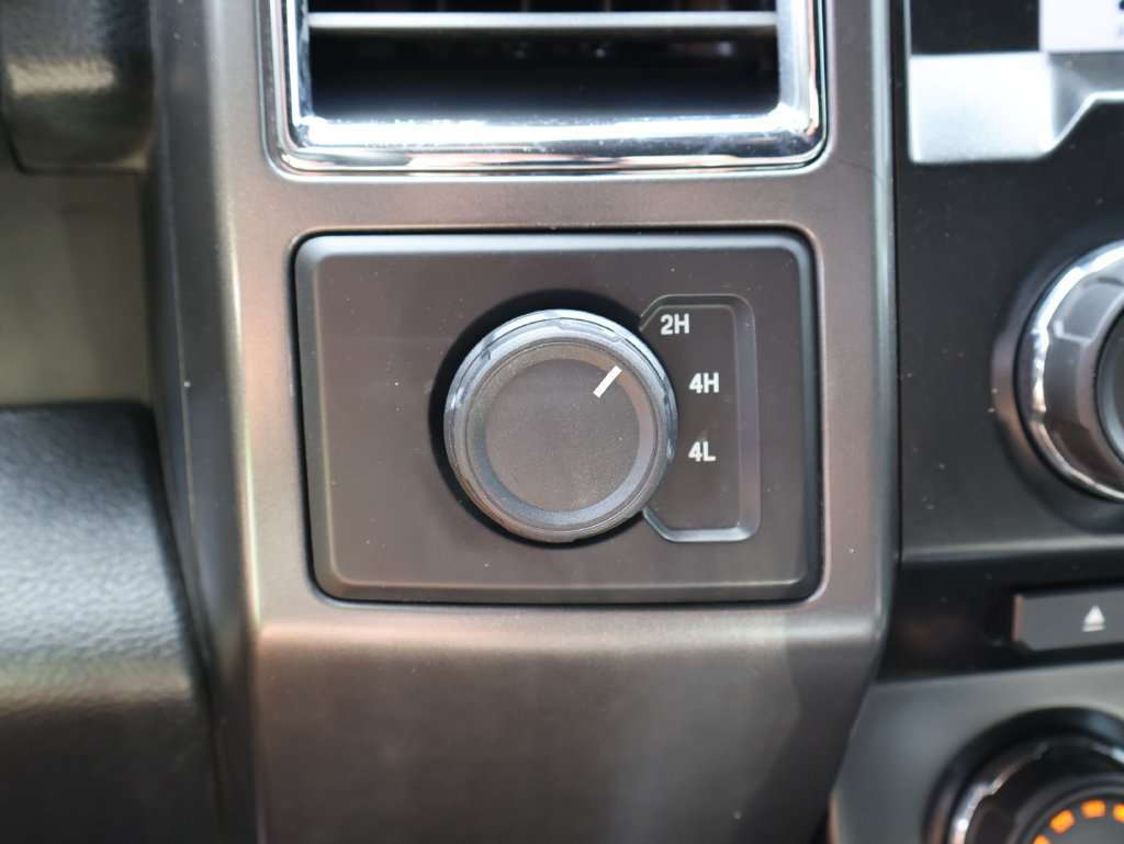 Used 2016 Ford F150 XLT w/ Equipment Group 302A Luxury AWD/4WD image 30