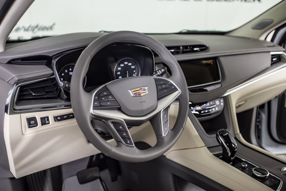 Used 2026 Cadillac XT5 Premium Luxury w/ Driver Assist Package AWD/4WD image 21