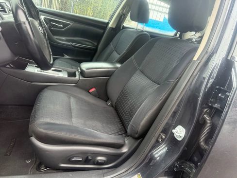 Used 2017 Nissan Altima 2.5 SV image 10