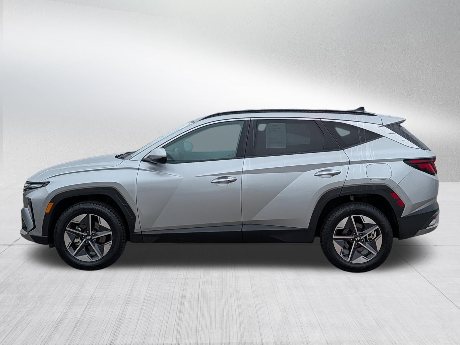 Certified 2026 Hyundai Tucson SEL Plus AWD/4WD image 4