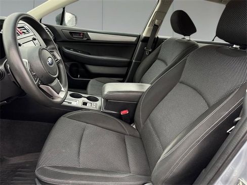 Used 2018 Subaru Outback 2.5i image 10