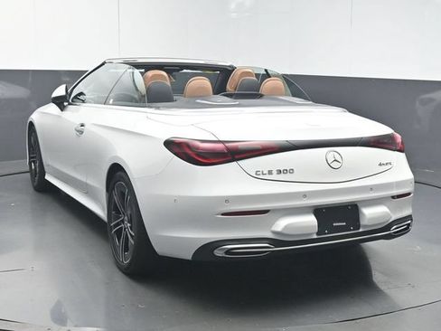 Used 2026 Mercedes-Benz CLE 300 4MATIC Cabriolet image 6