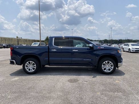 Used 2022 Chevrolet Silverado 1500 LTZ AWD/4WD image 10