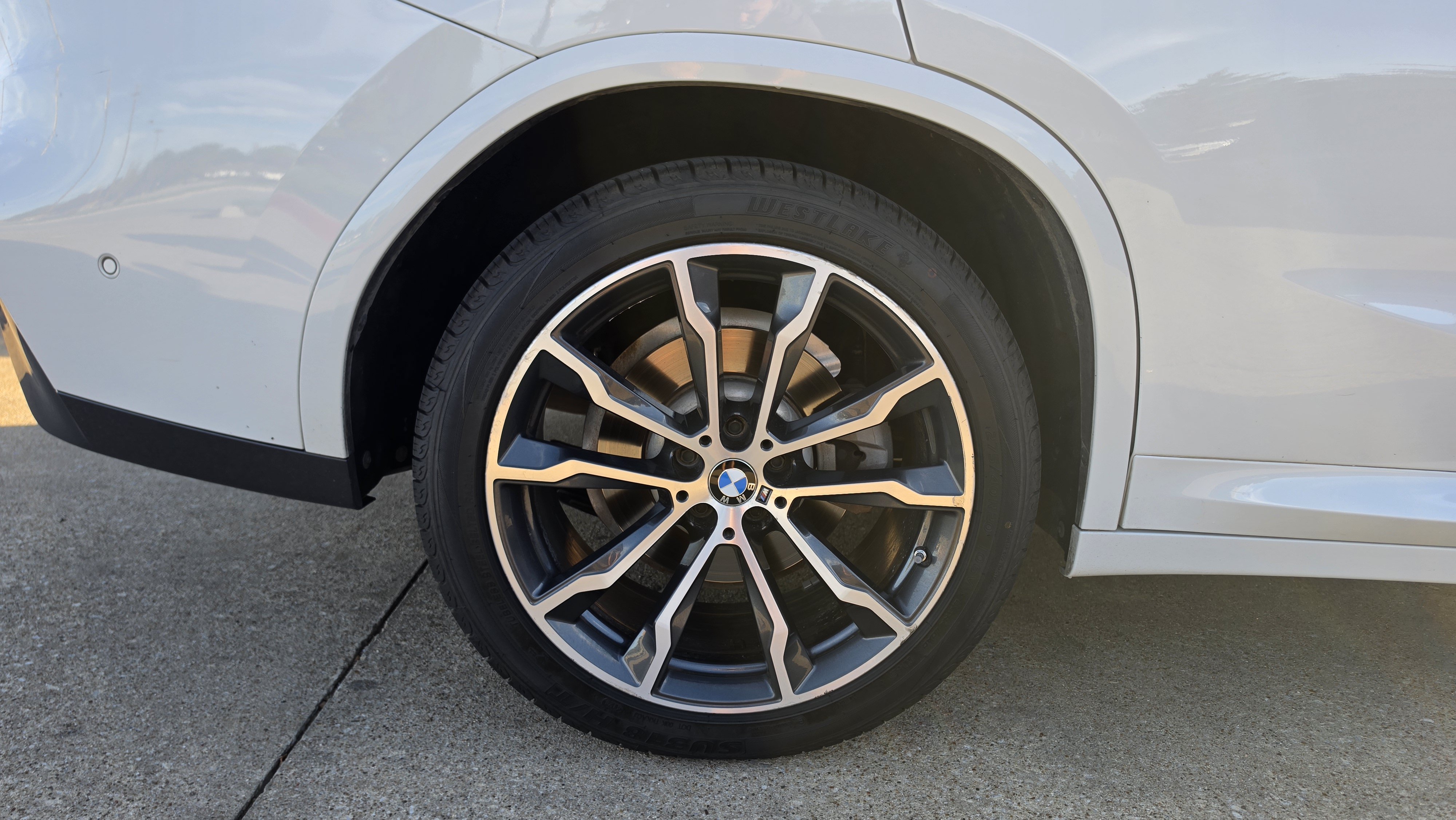 Used 2019 BMW X4 xDrive30i w/ Executive Package AWD/4WD image 15
