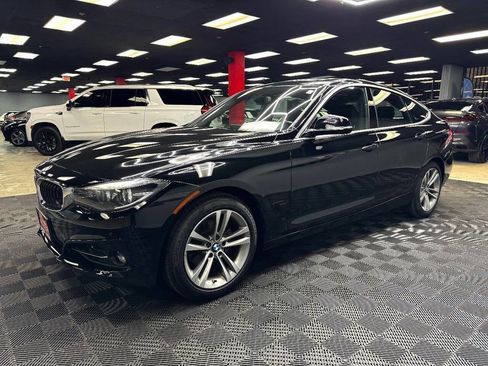 Used 2017 BMW 330i Gran Turismo xDrive image 8
