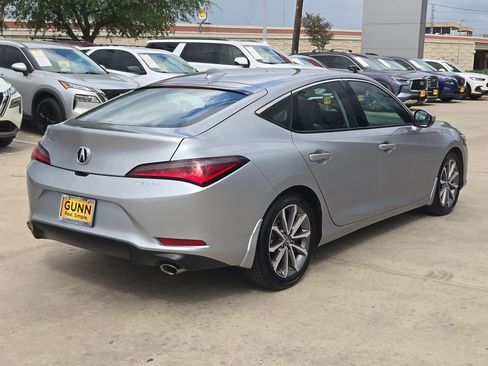 Used 2024 Acura Integra image 3