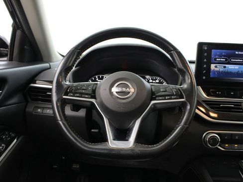 Used 2023 Nissan Altima 2.5 SR w/ SR Premium Package FWD image 23