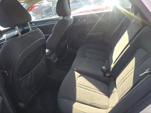 Used 2022 Kia K5 LXS FWD image 7