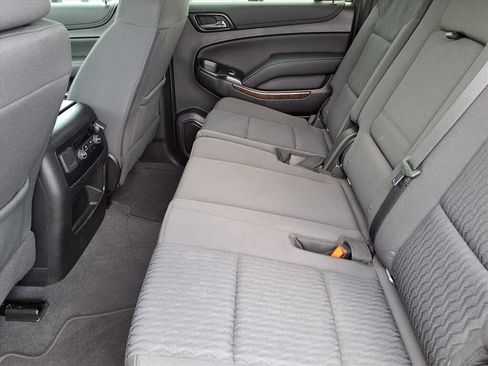 Used 2020 Chevrolet Suburban LS image 11
