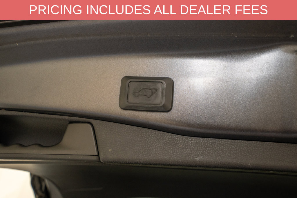 Used 2020 Toyota RAV4 XSE AWD/4WD image 7