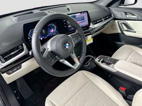 New 2026 BMW X1 xDrive28i w/ Technology Package image 9