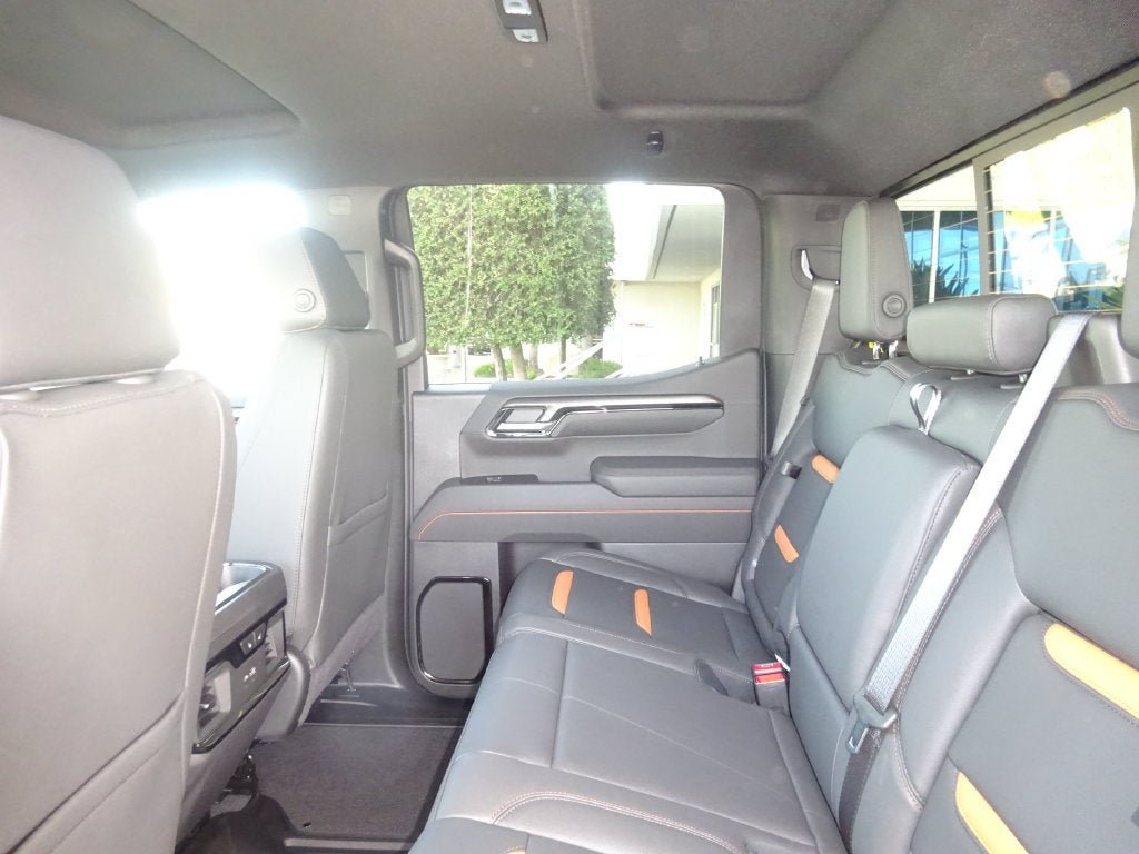 New 2026 GMC Sierra 1500 AT4 w/ AT4 Premium Package AWD/4WD image 21