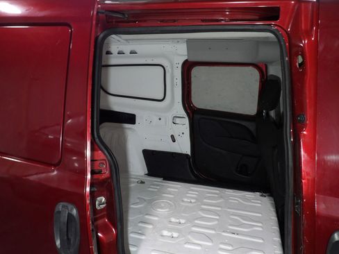 Used 2019 RAM ProMaster City Tradesman image 11