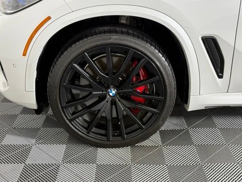Used 2022 BMW X5 M50i w/ Executive Package AWD/4WD image 11