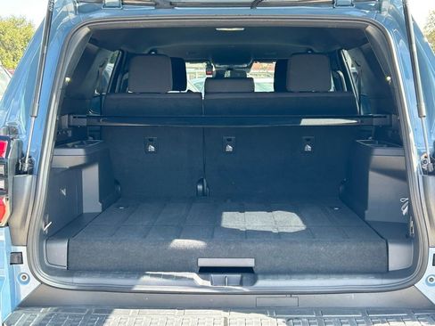 Used 2025 Toyota 4Runner TRD Off-Road image 13