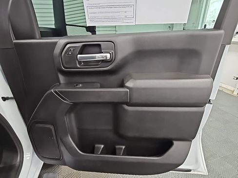 Used 2024 Chevrolet Silverado 2500 Custom w/ Custom Value Package image 33