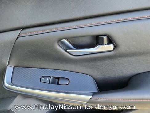 Used 2025 Nissan Sentra SR image 19