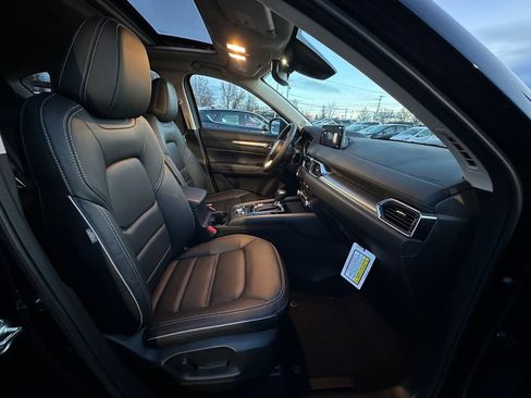 New 2025 MAZDA CX-5 AWD 2.5 S w/ Preferred Package image 25