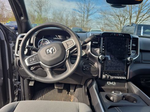 Used 2024 RAM 3500 Big Horn w/ Level 2 Equipment Group image 11