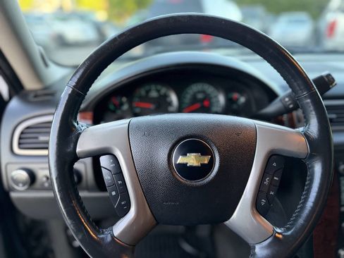 Used 2013 Chevrolet Tahoe LTZ image 15