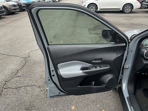 Certified 2024 Nissan Kicks SR w/ SR Premium Package image 11