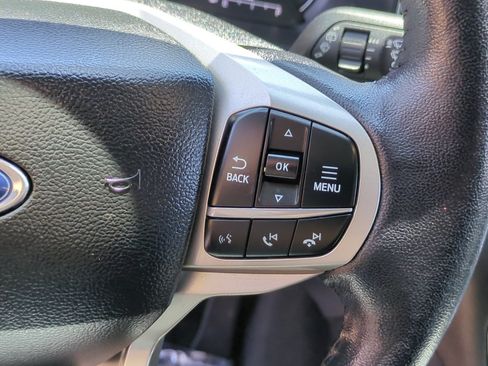 Used 2023 Ford Explorer XLT w/ Equipment Group 202A RWD image 17