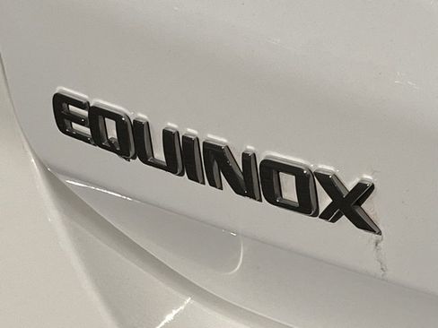 Used 2021 Chevrolet Equinox LT image 35