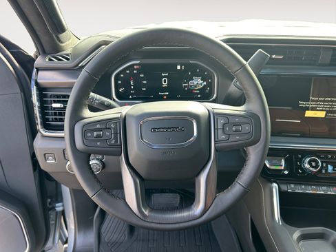 New 2026 GMC Sierra 2500 Denali Ultimate AWD/4WD image 13