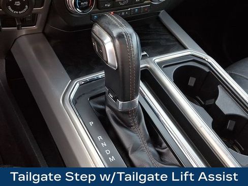 Used 2018 Ford F150 Platinum w/ Equipment Group 701A Luxury image 18