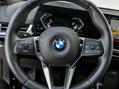 Used 2026 BMW X1 xDrive28i AWD/4WD image 31