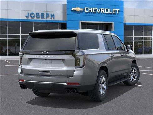 New 2026 Chevrolet Suburban Premier AWD/4WD image 6