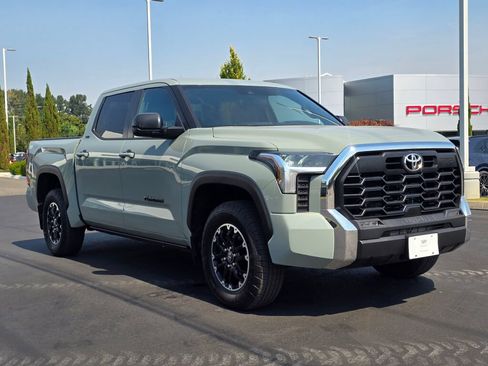 Used 2025 Toyota Tundra SR5 w/ TRD Off-Road Package AWD/4WD image 8