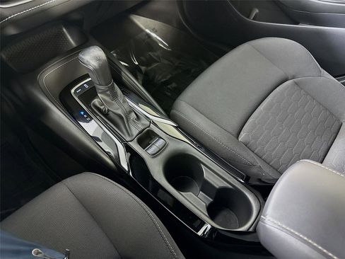 Used 2022 Toyota Corolla SE FWD image 8