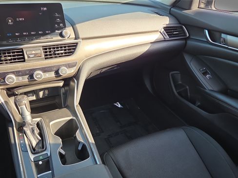Used 2019 Honda Accord LX image 12