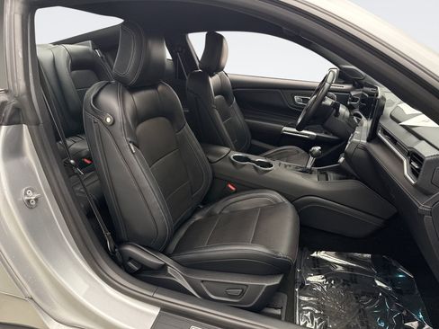 Used 2024 Ford Mustang Premium RWD image 17