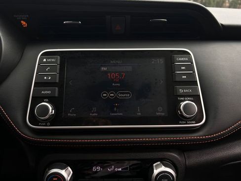 Used 2020 Nissan Kicks SR image 23