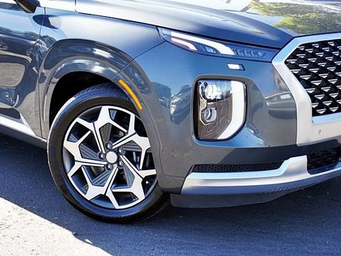 Used 2021 Hyundai Palisade Calligraphy FWD image 4