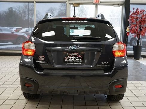 Used 2014 Subaru Crosstrek 2.0i Premium image 12
