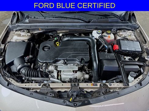 Used 2023 Chevrolet Malibu LT FWD image 32